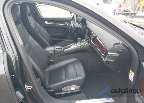 2010 Porsche Panamera 4S z USA, uszkodzony, nr VIN WP0AB2A77AL064087